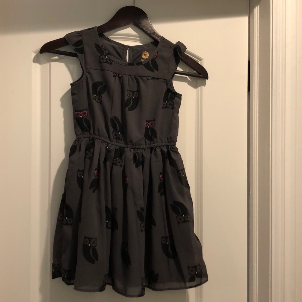 Girls dress
